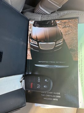 Used 2013 Chrysler 300 w/ Driver Convenience Group image 31