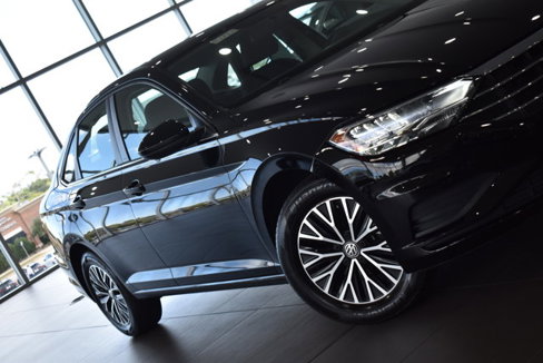 Used 2021 Volkswagen Jetta S w/ Driver Assistance Package image 4