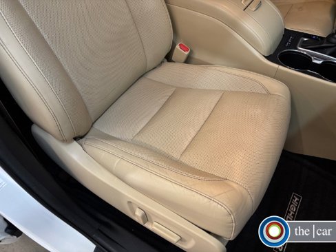 Used 2018 Toyota Highlander Limited Platinum image 14