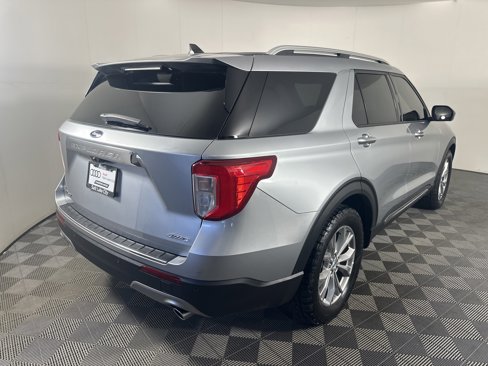 Used 2023 Ford Explorer Limited image 6