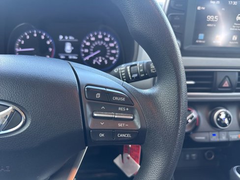 Used 2019 Hyundai Kona SE image 16