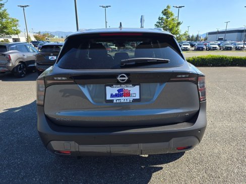 New 2025 Nissan Kicks SV w/ SV Premium Package image 5