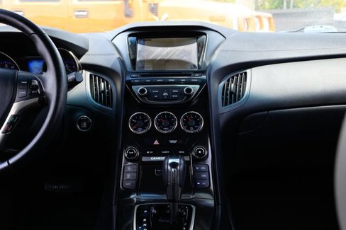 Used 2013 Hyundai Genesis 2.0T image 35