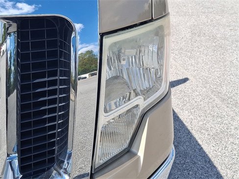 Used 2011 Ford F150 XLT w/ XLT Convenience Pkg image 13