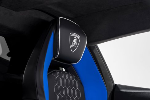 Used 2024 Lamborghini Revuelto image 33
