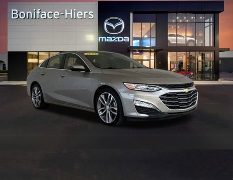 Used 2024 Chevrolet Malibu LT image 2