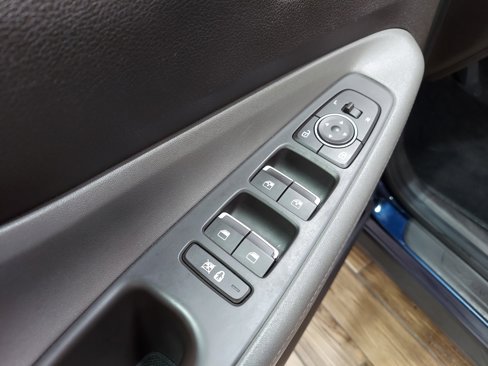 Used 2019 Hyundai Santa Fe SEL image 36
