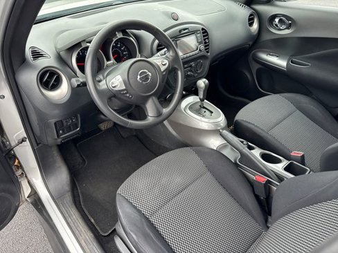 Used 2015 Nissan Juke S image 9