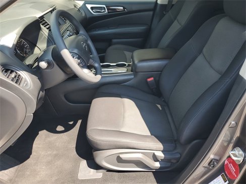 Used 2019 Nissan Pathfinder S image 23