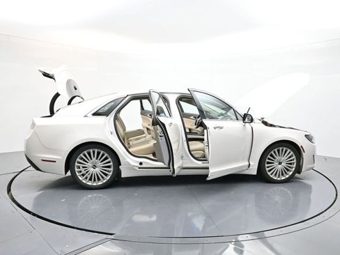 Used 2017 Lincoln MKZ Reserve w/ Climate Package image 50