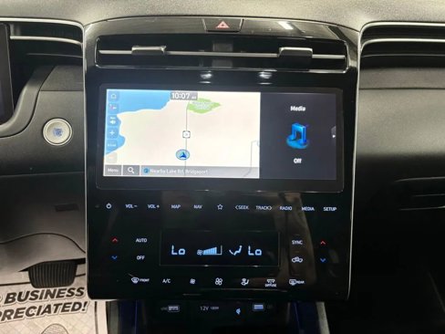 Used 2022 Hyundai Santa Cruz Limited image 18