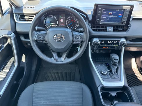 Used 2021 Toyota RAV4 LE image 20