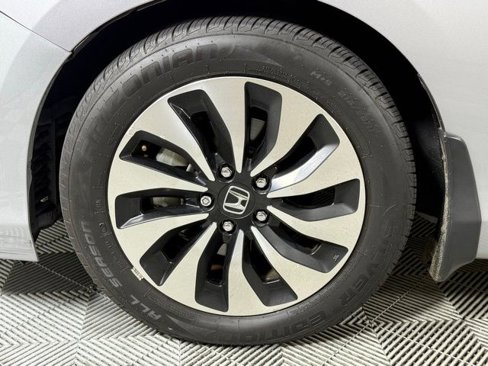 Used 2017 Honda Accord EX-L image 13