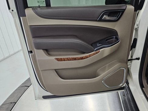 Used 2015 Chevrolet Suburban LTZ image 33
