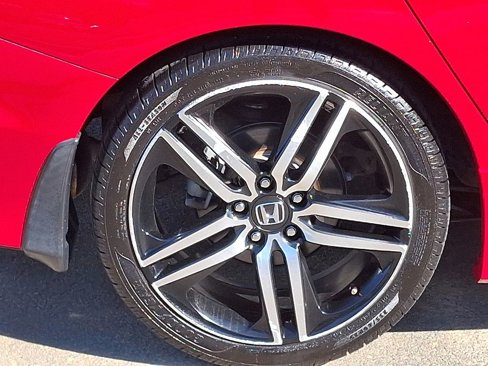Used 2017 Honda Accord Sport image 30