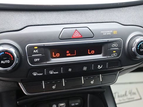 Used 2020 Kia Sorento LX w/ LX I4 Convenience Package image 13
