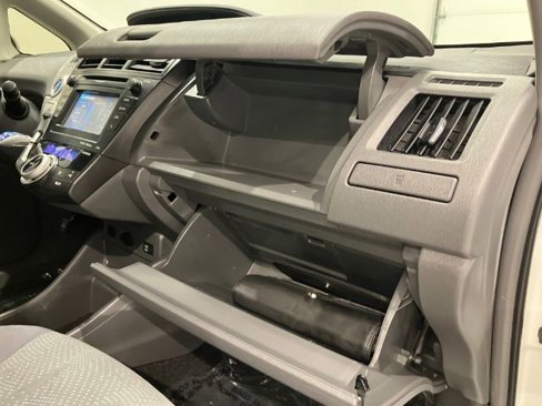 Used 2012 Toyota Prius V Five image 44