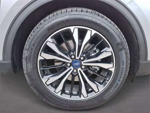 Certified 2022 Ford Escape SE w/ SE Sport Appearance Package image 7