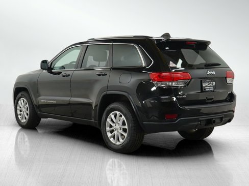 Used 2014 Jeep Grand Cherokee Laredo w/ 18" Wheel & 8.4" Radio Group image 3