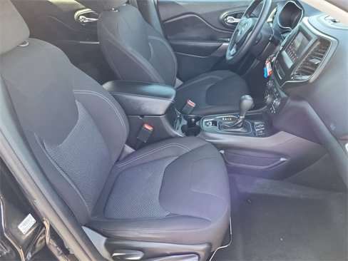 Used 2020 Jeep Cherokee Latitude image 9