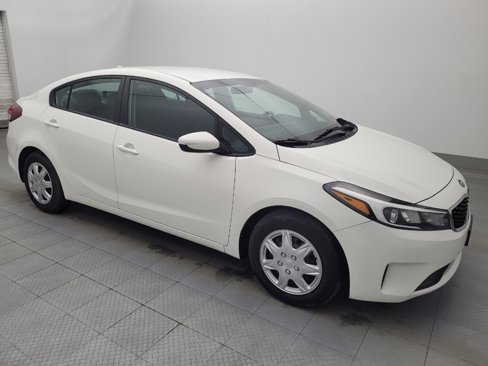 Used 2017 Kia Forte LX image 11