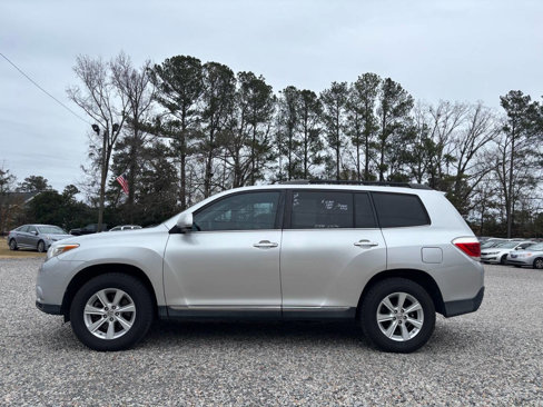 Used 2011 Toyota Highlander SE image 1