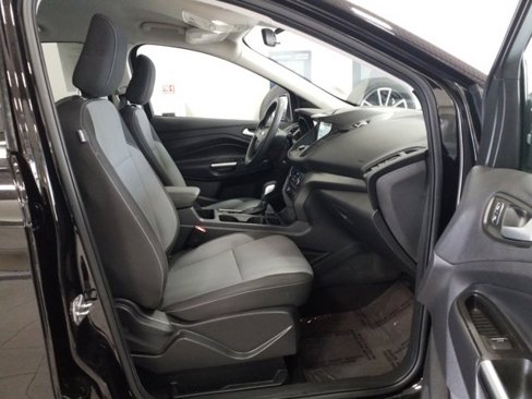 Used 2019 Ford Escape SE image 19