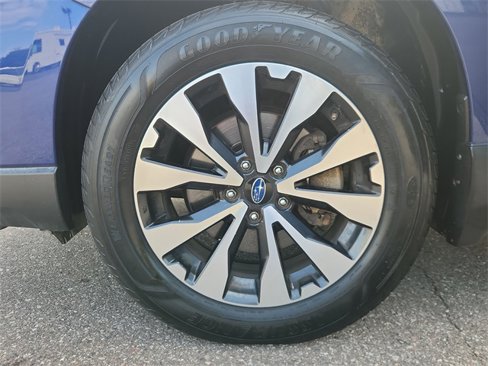 Used 2017 Subaru Outback 2.5i Limited image 10