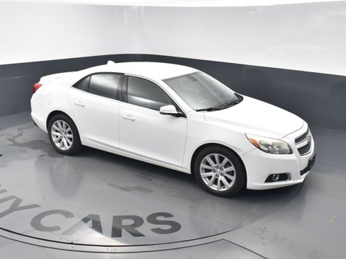 Used 2013 Chevrolet Malibu LT image 32
