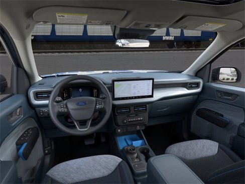 New 2025 Ford Maverick XLT image 9