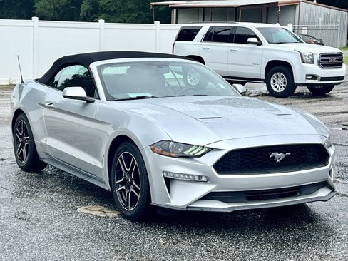Used 2019 Ford Mustang Premium image 15