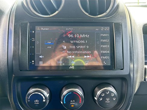 Used 2017 Jeep Patriot Latitude image 15
