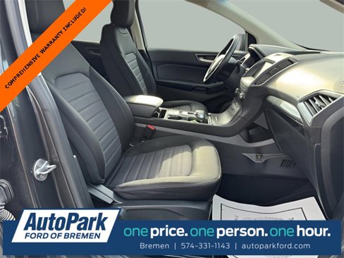 Used 2020 Ford Edge SE image 11