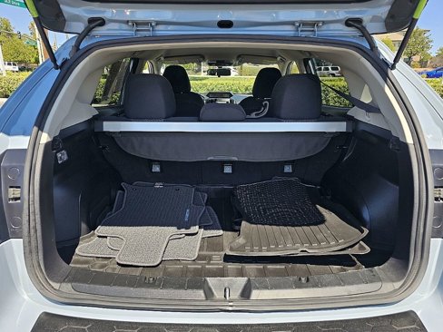 Used 2022 Subaru Crosstrek 2.0i Premium image 10