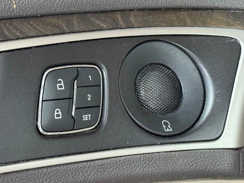 Used 2020 Lincoln MKZ Reserve w/ Elements Package image 13