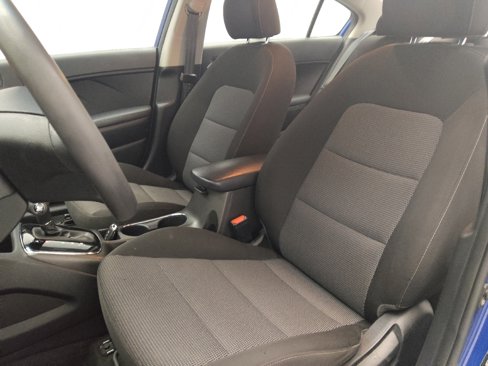 Used 2018 Kia Forte LX image 17