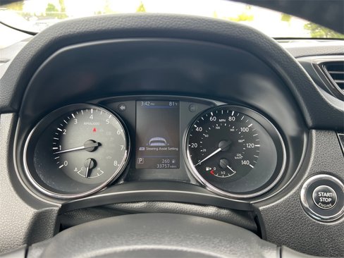 Used 2019 Nissan Rogue SV w/ Premium Package image 26
