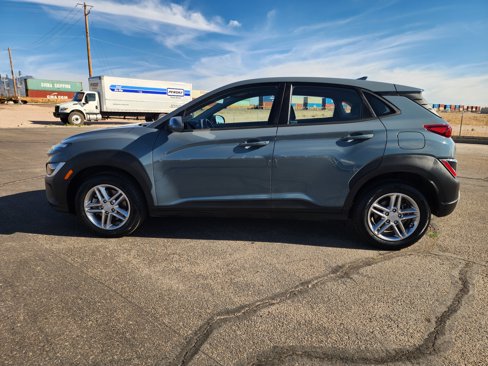 Used 2022 Hyundai Kona SE w/ Cargo Package image 7