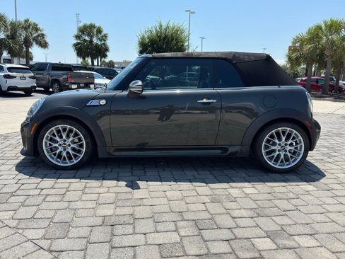 Used 2015 MINI Cooper S image 9