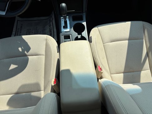 Used 2019 Subaru Outback 2.5i Premium image 21