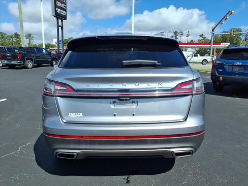 Used 2021 Lincoln Nautilus FWD w/ Equipment Group 101A image 3