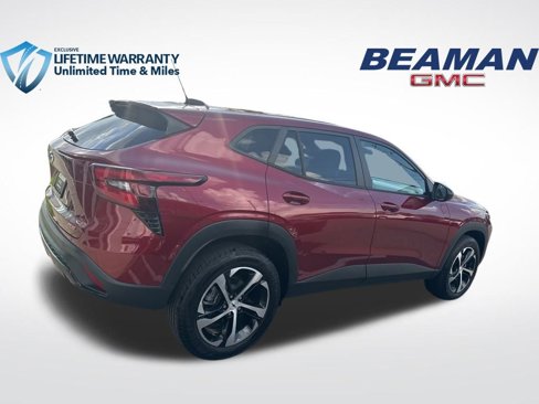 Certified 2024 Chevrolet Trax RS w/ Sunroof Package image 10