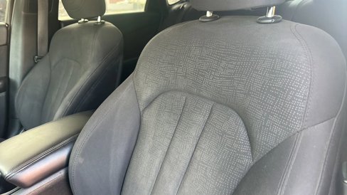 Used 2015 Chrysler 200 Limited w/ Convenience Group image 32