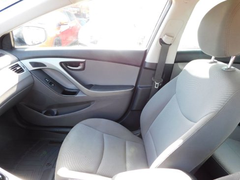 Used 2016 Hyundai Elantra SE image 31