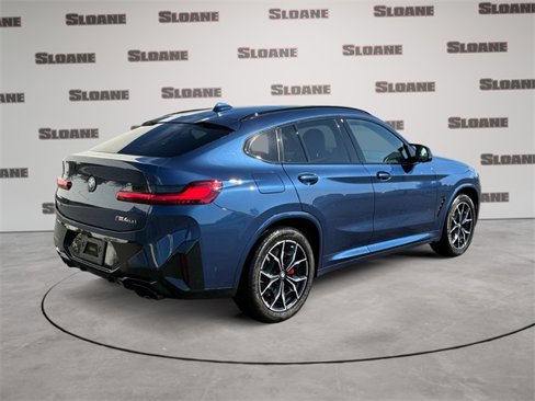 Used 2024 BMW X4 M40i w/ Premium Package image 5