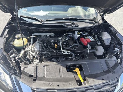 Used 2021 Nissan Rogue SV image 9