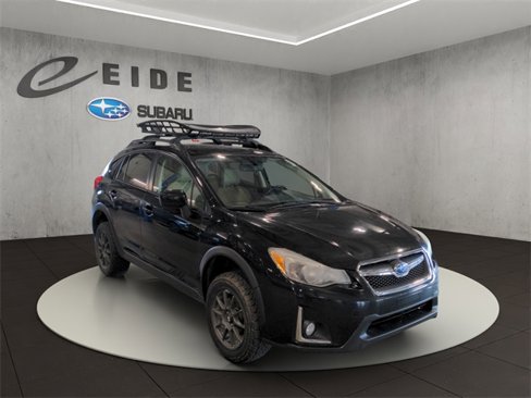 Used 2017 Subaru Crosstrek 2.0i Premium w/ Moonroof Package image 1