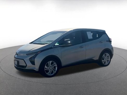 Used 2023 Chevrolet Bolt LT w/ Driver Confidence Package image 7