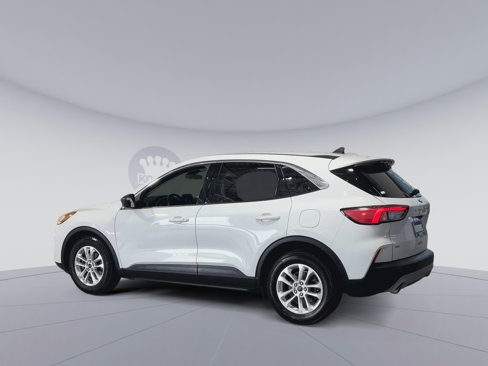 Used 2022 Ford Escape SE w/ Convenience Package image 8
