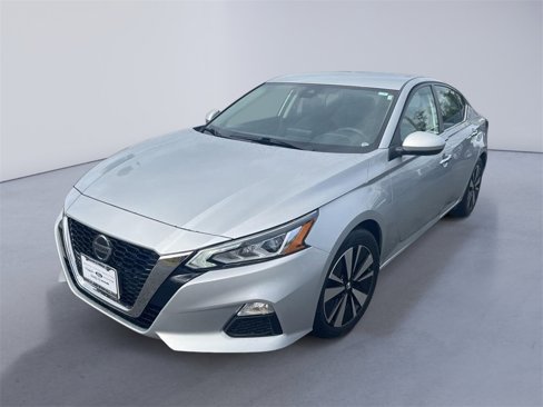 Used 2022 Nissan Altima 2.5 SV image 1